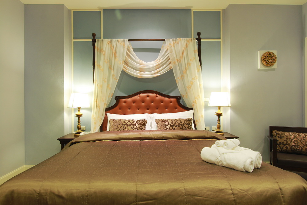 An Exclusive Deluxe Room at Khamthana Hotel